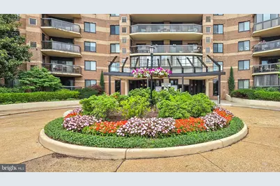 8370 Greensboro Drive #402, McLean, VA 22102 - Photo 44