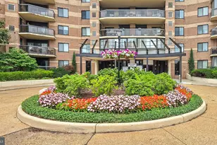 8370 Greensboro Dr, McLean, VA 22102 - Photo 44