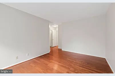 8370 Greensboro Drive #402, McLean, VA 22102 - Photo 16