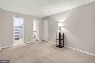 2251 Hunters Run Dr, Reston, VA 20191 - Photo 28
