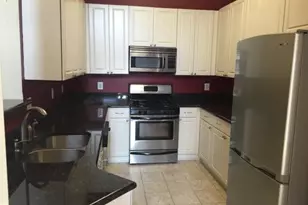 2701 Bellforest Ct, Vienna, VA 22180 - Photo 4