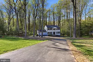12136 Westwood Hills Dr, Herndon, VA 20171 - Photo 4