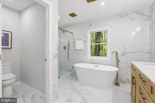 12136 Westwood Hills Dr, Herndon, VA 20171 - Photo 34