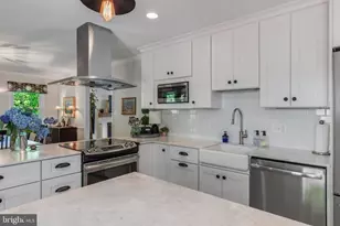 1702 Mason Hill Dr, Alexandria, VA 22307 - Photo 24