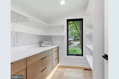 11582 Greenwich Point Road, Reston, VA 20194 - Photo 18
