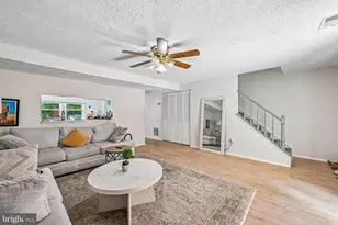8179 Willowdale Ct, Springfield, VA 22153 - Photo 10