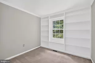 2836 Kelly Square, Vienna, VA 22181 - Photo 20