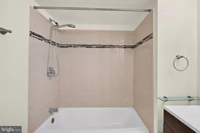 2836 Kelly Square, Vienna, VA 22181 - Photo 40