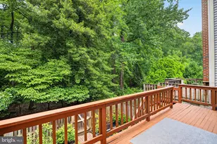 2836 Kelly Square, Vienna, VA 22181 - Photo 50