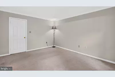 2836 Kelly Square, Vienna, VA 22181 - Photo 30