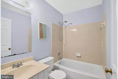2836 Kelly Square, Vienna, VA 22181 - Photo 26