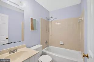 2836 Kelly Square, Vienna, VA 22181 - Photo 26