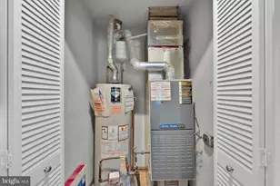 1002 Charlton Pl, Herndon, VA 20170 - Photo 38