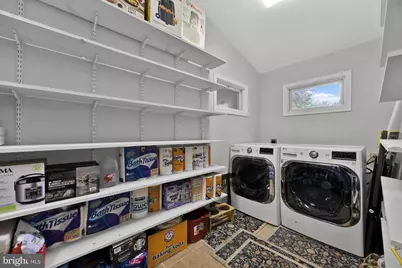 1002 Charlton Place, Herndon, VA 20170 - Photo 36