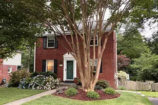 6107 Brook Dr, Falls Church, VA 22044 - Photo 1