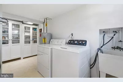 6107 Brook Drive, Falls Church, VA 22044 - Photo 38