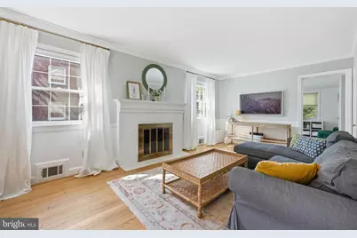 6107 Brook Drive, Falls Church, VA 22044 - Photo 4