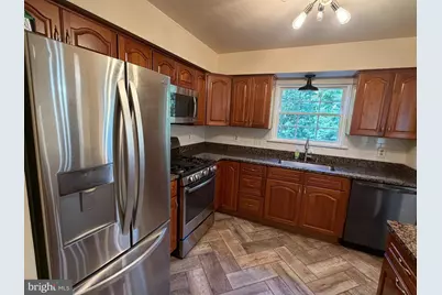 13480 Foxlease Court, Herndon, VA 20171 - Photo 4