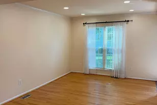 13480 Foxlease Ct, Herndon, VA 20171 - Photo 8