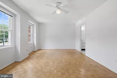 8350 Glastonbury Court, Annandale, VA 22003 - Photo 18