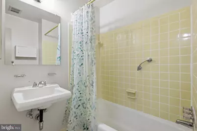 8350 Glastonbury Court, Annandale, VA 22003 - Photo 24