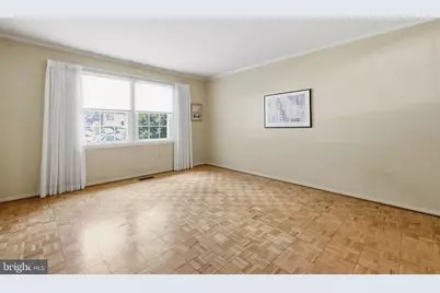 8350 Glastonbury Court, Annandale, VA 22003 - Photo 4