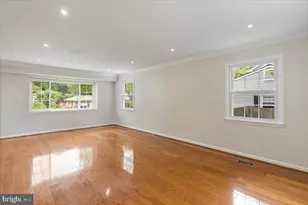 13117 Mercury Ln, Fairfax, VA 22033 - Photo 8