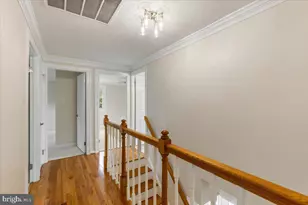 13117 Mercury Ln, Fairfax, VA 22033 - Photo 24