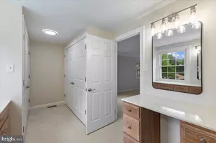 13117 Mercury Ln, Fairfax, VA 22033 - Photo 36