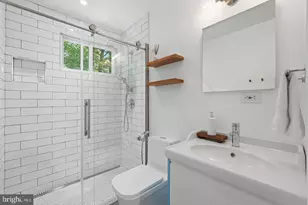 5617 Hershey Ln, Alexandria, VA 22312 - Photo 18