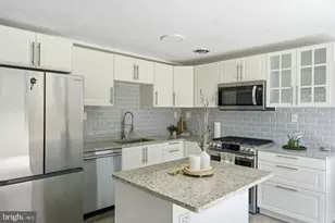 5617 Hershey Ln, Alexandria, VA 22312 - Photo 16