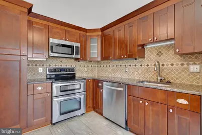 6453 Linleigh Way, Alexandria, VA 22315 - Photo 12