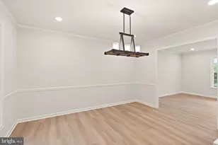 6390 Phillip Ct, Springfield, VA 22152 - Photo 16