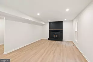 6390 Phillip Ct, Springfield, VA 22152 - Photo 28