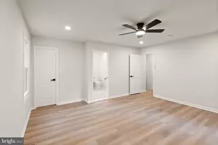 6390 Phillip Ct, Springfield, VA 22152 - Photo 40