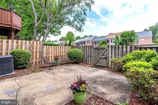 5408 Brixham Ct, Burke, VA 22015 - Photo 34