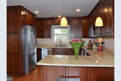 12802 Middleton Lane, Fairfax, VA 22033 - Photo 2