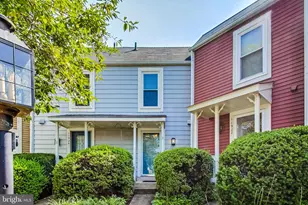 11924 Redtree Way, Reston, VA 20194 - Photo 2