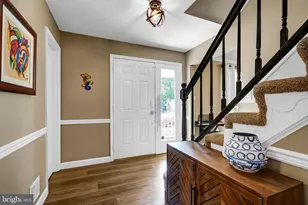 13212 Coralberry Dr, Fairfax, VA 22033 - Photo 6