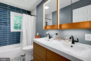 13212 Coralberry Dr, Fairfax, VA 22033 - Photo 22