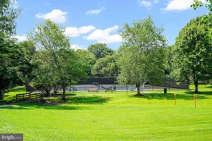 13212 Coralberry Dr, Fairfax, VA 22033 - Photo 40