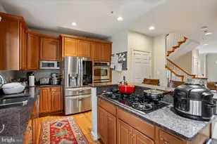 1309 McLean Crest Ct, McLean, VA 22101 - Photo 12
