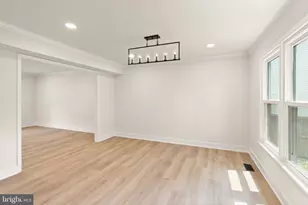 13458 Stream Valley Dr, Chantilly, VA 20151 - Photo 16