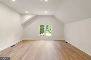 13458 Stream Valley Dr, Chantilly, VA 20151 - Photo 46