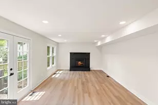 13458 Stream Valley Dr, Chantilly, VA 20151 - Photo 36