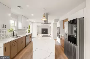 13458 Stream Valley Dr, Chantilly, VA 20151 - Photo 24