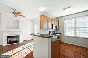 12180 Abington Hall Pl, Reston, VA 20190 - Photo 16