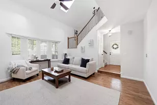 3419 Doe Run Ct, Herndon, VA 20171 - Photo 6