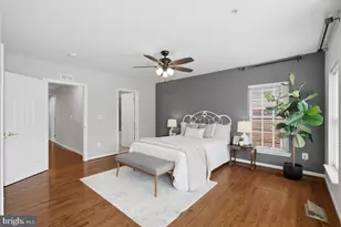 4593 Whittemore Pl, Fairfax, VA 22030 - Photo 16