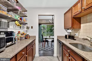 2914 Kings Chapel Rd, Falls Church, VA 22042 - Photo 8